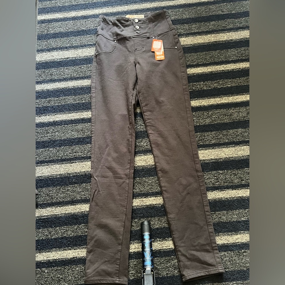 Skinny Leg Low Cut Pants